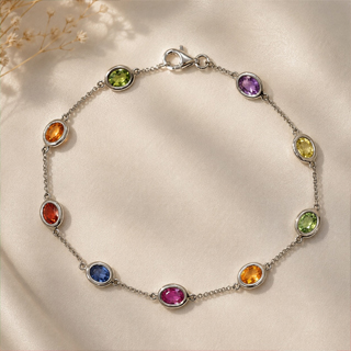 Photo by ToSeRu / ウォッチ&ジュエリーオンラインショップ on June 30, 2021. May be an image of jewelry.