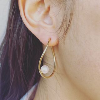 Photo by ToSeRu / ウォッチ&ジュエリーオンラインショップ on June 30, 2021. May be an image of jewelry.